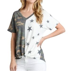 Lemon Tree‎ Womens Camouflage and Star Print Short Sleeve Top Size Large